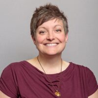 Headshot - Erinn Huebner